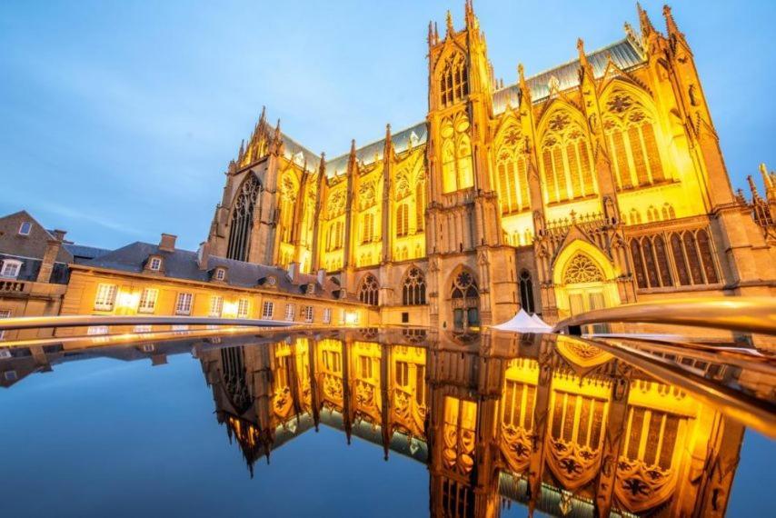 Le Muse Quartier Ville Proche Transport Parking Prive Un-Sejour-A-Part Metz Kültér fotó